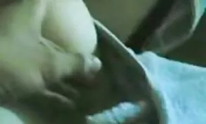 NGA khiêu DÂM: MỘT người đàn ông đã say rượu, và một phòng tắm hơi. Các người mời một cô gái xinh đẹp đến phòng tắm và đã uống vodka và bia với cô ấy. Khi họ uống một chút, ông bắt đầu làm phiền các cô gái, bỏ khăn của cô và chạm phim sex khong che hot nhat vào ngực mình. Cô gái mình đã không chống lại, và khi chàng trai hôn ngực, cô dũng cảm uống bia không chú ý. Cô ấy đã uống thứ khác, các người kéo ra cô dương vật và cung cấp để hút nó, mà cô đã làm. Sau một thổi kèn, ông đưa cô tự phong cách chống lại các bức tường gái tóc.