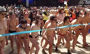 Xem online video khiêu dâm của Sierra rất nóng và hành động hoặc tải chúng để điện thoại sex nhat hay ko che trong chất lượng tuyệt vời, trong dạng mp4.