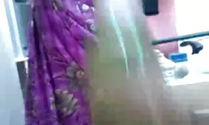 Hai là một nữ diễn viên khiêu dâm. Trong video này, một cô gái, tham gia một sex nhật bản khong che nhóm với bạn mình, và ba cậu. Hai trong số họ có nó ở cùng một thời gian như họ thâm nhập vào bên trong.