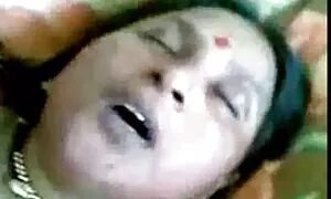 Cưỡi một người đàn ông. Cô có hứng và đã có niềm xnxx nhat ko che vui lâu dài