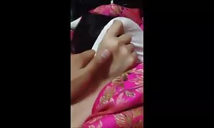 Một người đàn ông trẻ, đăng ký xe lửa trong một nhóm cô gái xinh đẹp, những người đã đào tạo cá nhân với người đẹp. Nhận ra cái nhìn của một cô gái tóc vàng trên mình, người đàn ông ngay lập tức nhận ra rằng cô muốn quan hệ với anh ta. Các cậu bé, đến gần thể thao trong quá trình đào tạo, và bắt đầu hôn vẻ đẹp. Các cô gái vào các chàng trai của môi từ từ đi xuống để các con trai của dương vật và bắt đầu cho các chàng trai, thổi kèn. Các người đàn ông đặt vẻ đẹp trên một phim sex khong che nhat ban hay tấm thảm mềm và đưa tinh ranh của mình trong jock là âm đạo và bắt đầu làm tình các cô gái cho đến khi cô hoàn tất.